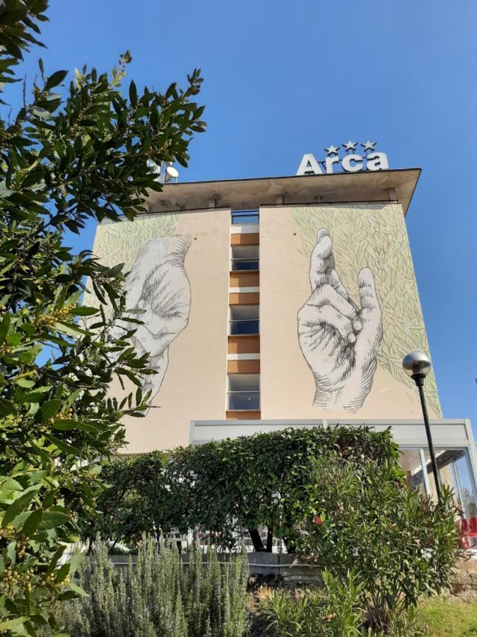 Lh Hotel Arca Street Art Spolète Extérieur photo